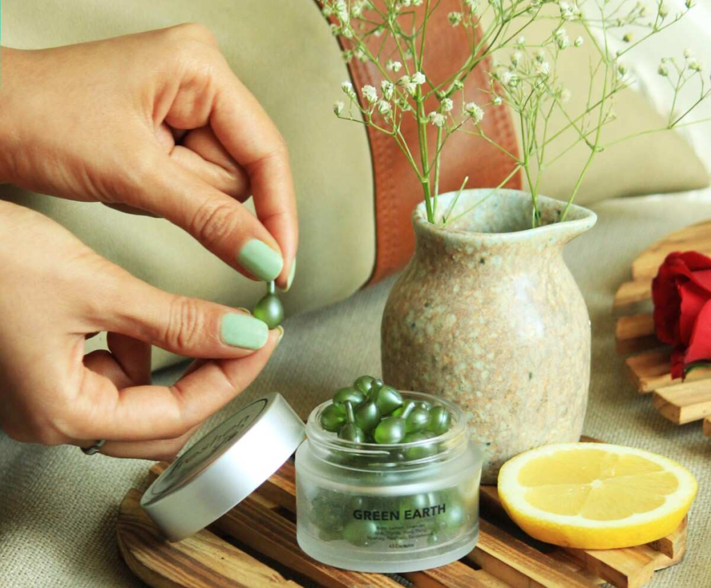capsule perfume, scent, perfume, travel, compact